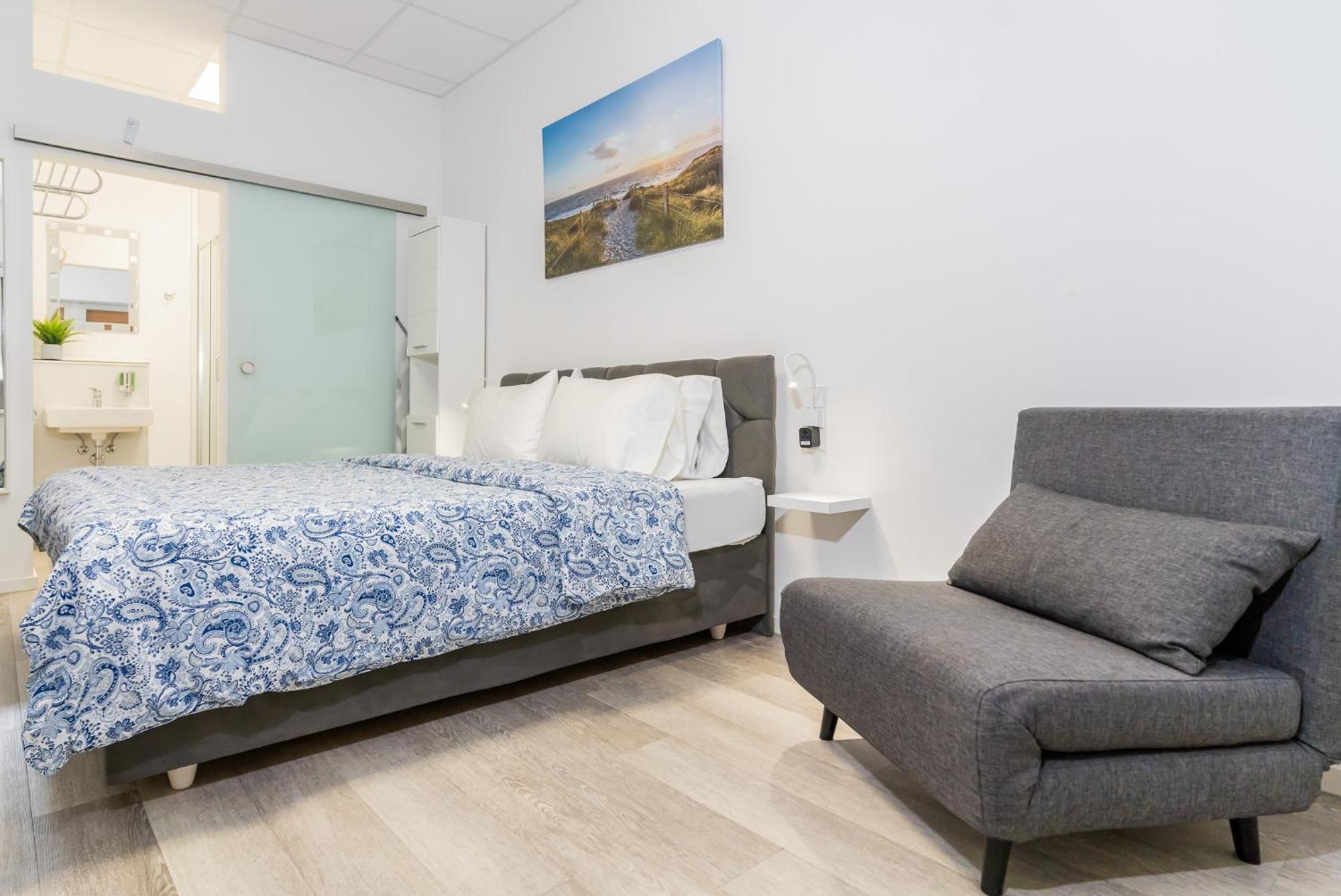 Private Room #1 With King Size, Ground Floor, Ac, Only 2Min To Rab Ramstein-Miesenbach Exteriör bild